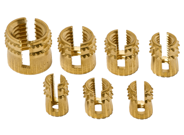 Insert à expansion de type L long avec deux couronnes d’ancrage